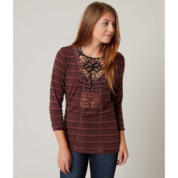 Gimmicks BKE Tawny Port Red Washed Lace Up Top Women's Size Medium - Picture 1 of 9